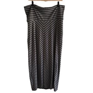Old Navy Maternity Striped Women's Maxi Skirt Size Medium Casual Stretch